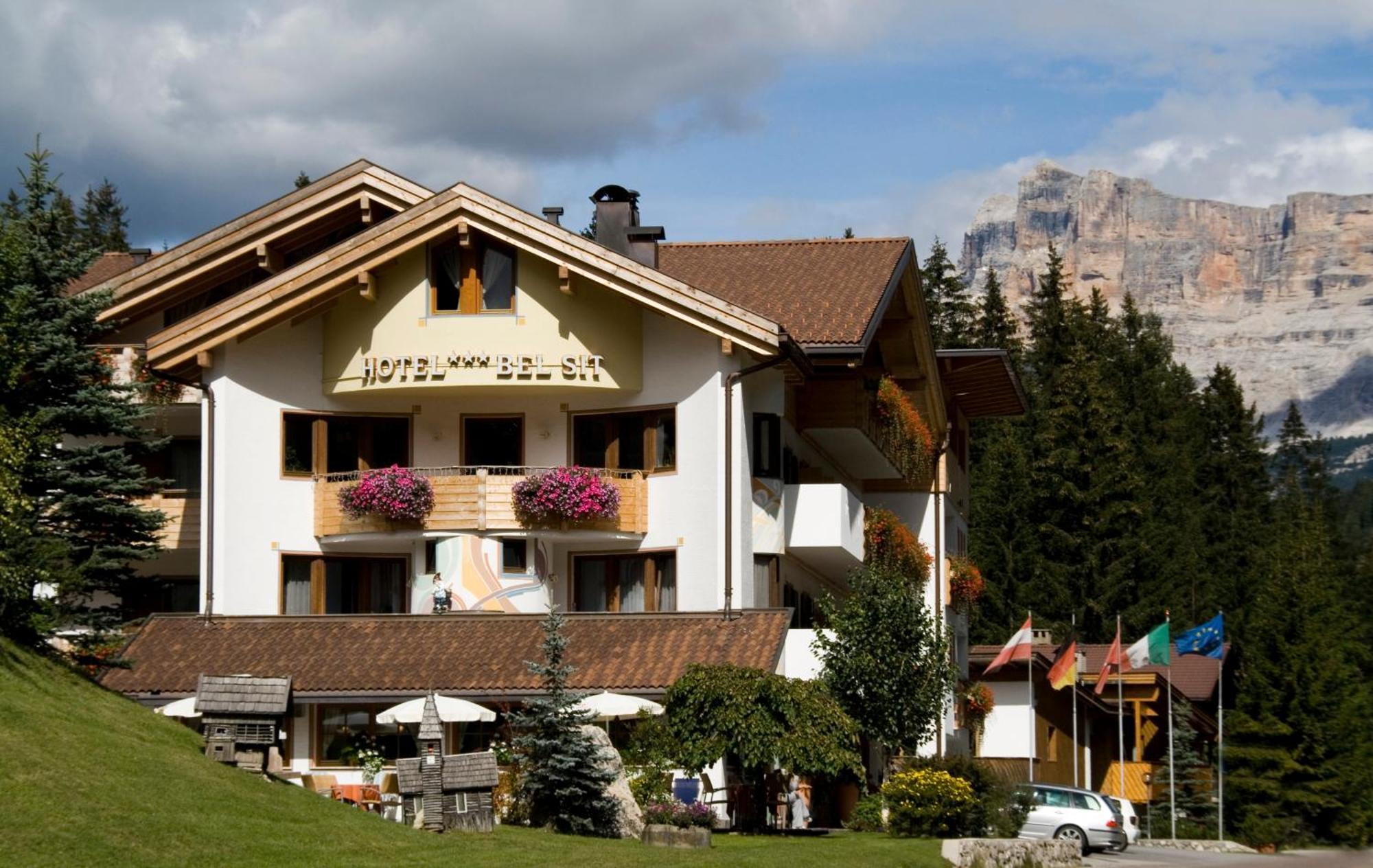 Hotel Bel Sit コルヴァーラ・イン・バディーア エクステリア 写真